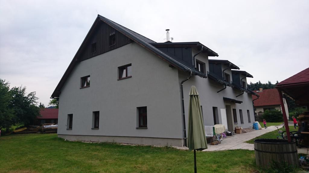 Penzion Krkonose Mladé Buky Buitenkant foto