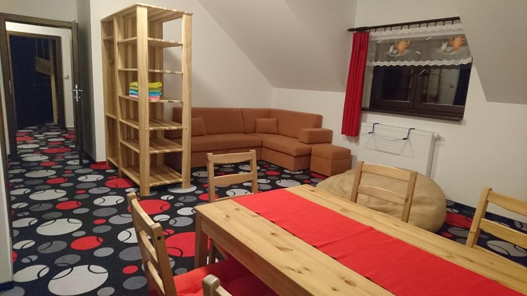 Penzion Krkonose Mladé Buky Buitenkant foto